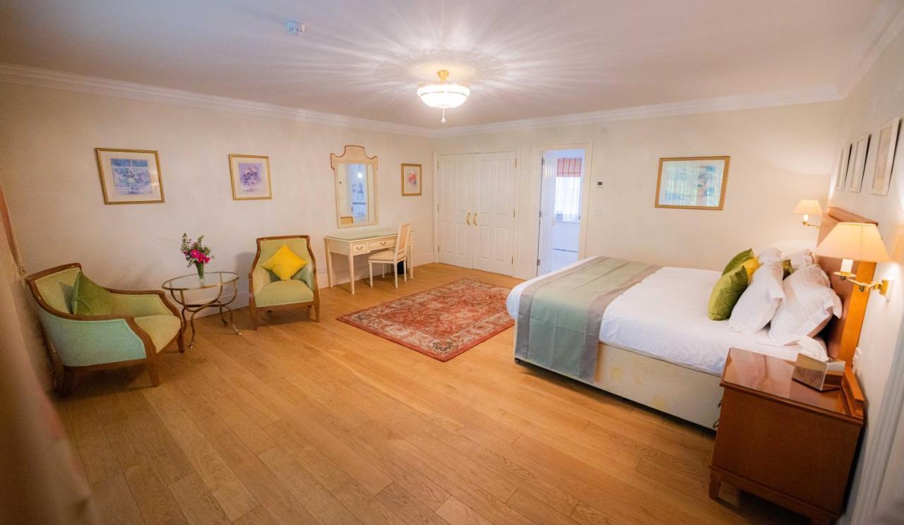 The Dixcart Hotel サーク エクステリア 写真